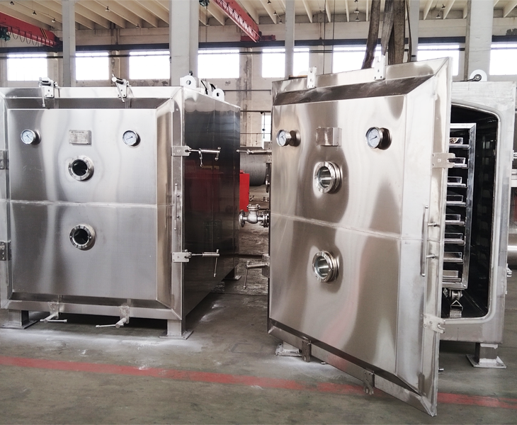 Square vacuum dryer