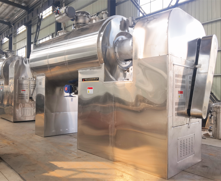 Harrow/Rake vacuum dryer