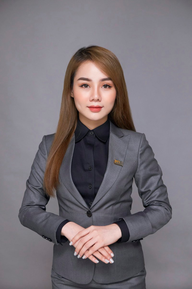 Illustrative executive portrait for Riley Taylor; not an actual customer photo. Photo: Pham Duy Quang / Unsplash.
